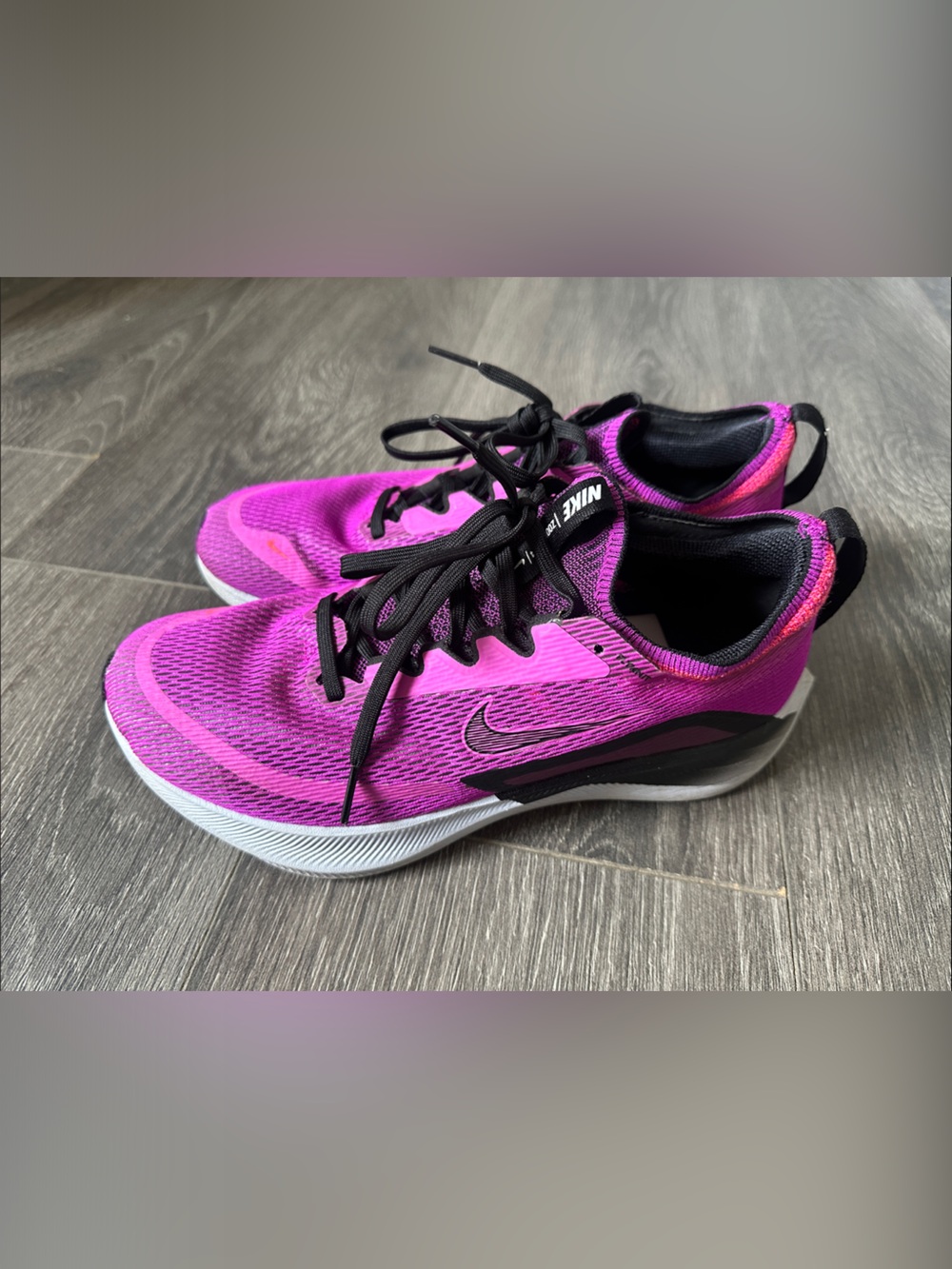 Nike Women's Zoom Fly 4 Running Shoe - Magenta with Black Accents